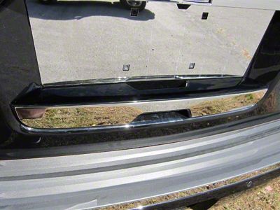 Tailgate Handle Accent Trim; Stainless Steel (15-20 Yukon)